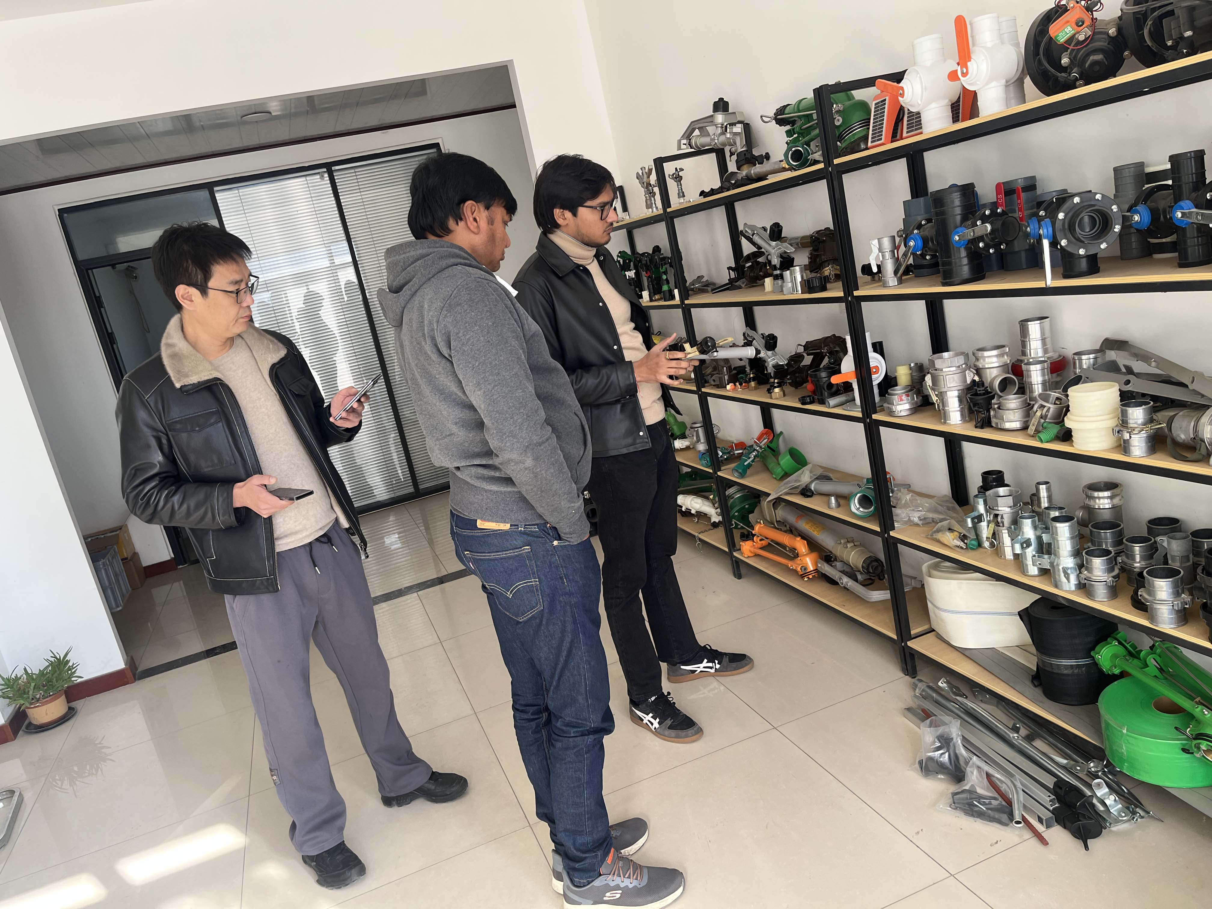 通辽NS40 涡轮喷枪获客户青睐 洽谈批量合作